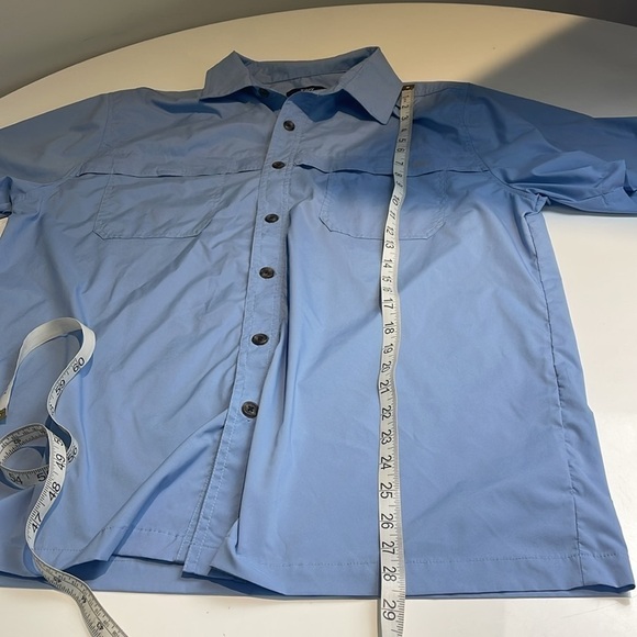 Tilley Blue button down casual lightweight shirt size large - Picture 7 of 9